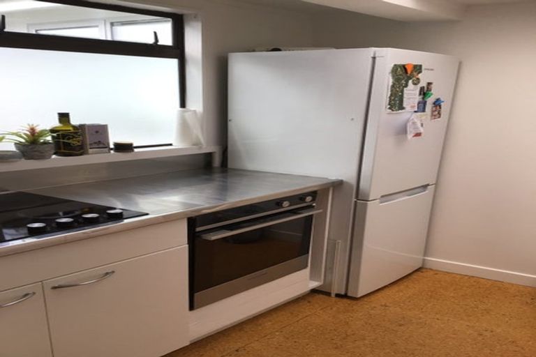 Photo of property in 48a Highbury Road, Highbury, Wellington, 6012