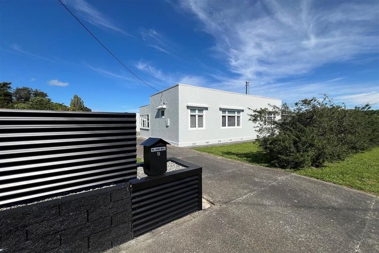 Photo of property in 9 Totara Street, Marton, 4710