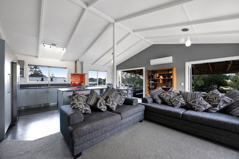 Photo of property in 12 Rennell Street, Frankleigh Park, New Plymouth, 4310