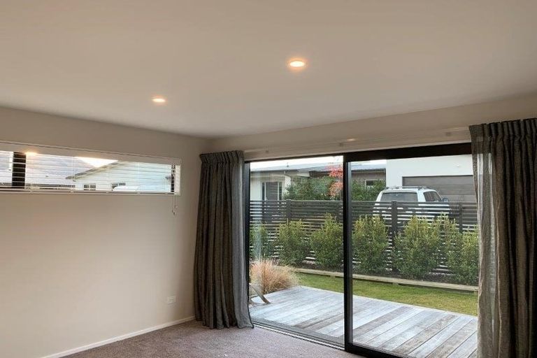 Photo of property in 56 West Meadows Drive, Wanaka, 9305