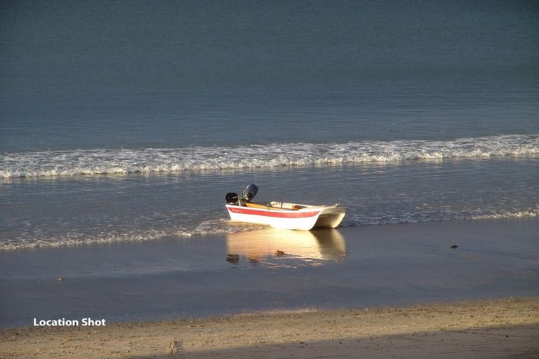 Photo of property in 1 Seacrest Boulevard, Langs Beach, Waipu, 0582