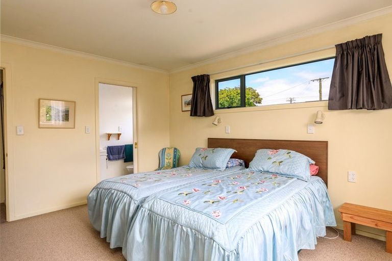 Photo of property in 10 Schaumann Street, Alexandra, 9320