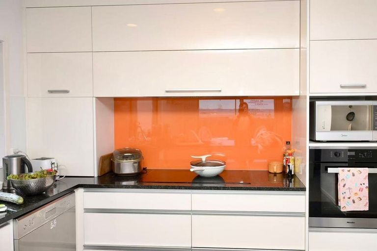 Photo of property in 11 View Road, Shelly Park, Auckland, 2014