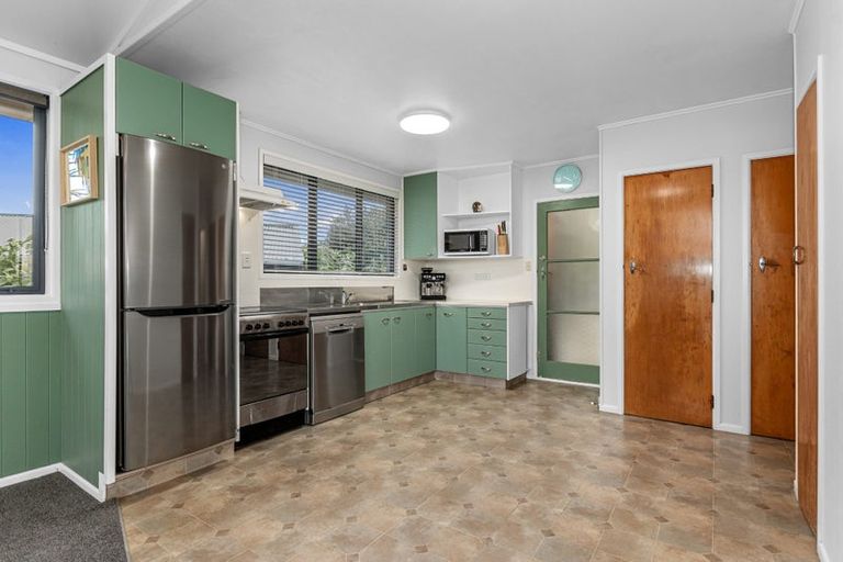 Photo of property in 28 Hinau Street, Tikipunga, Whangarei, 0112