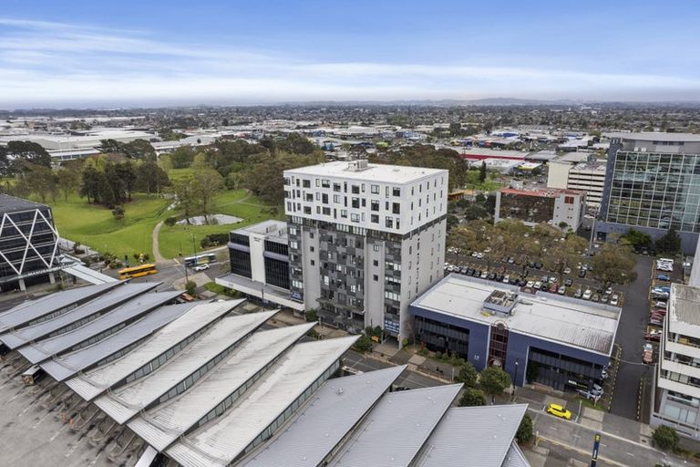 Photo of property in Twin Towers, 1001/17 Putney Way, Manukau, Auckland, 2104