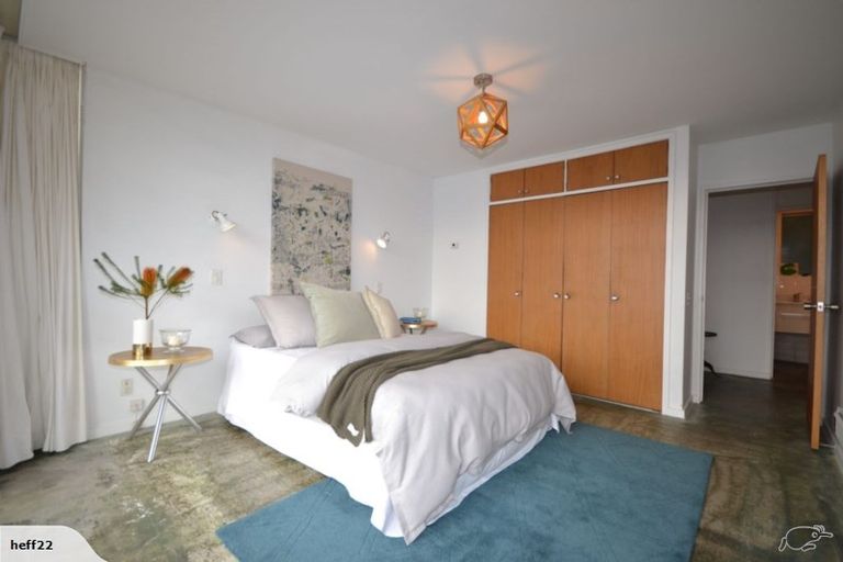 Photo of property in Dorchester Apartments, 144 Oriental Parade, Oriental Bay, Wellington, 6011