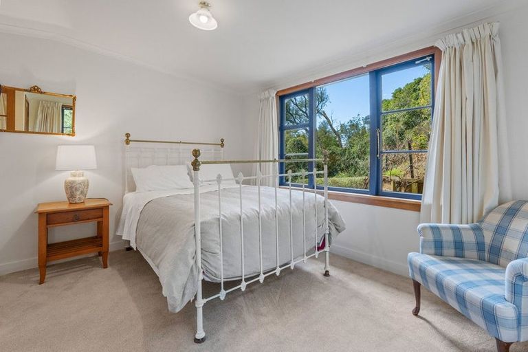 Photo of property in 1 Howard Street, Macandrew Bay, Dunedin, 9014