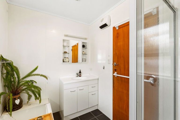 Photo of property in 35 Given Street, Havelock North, 4130