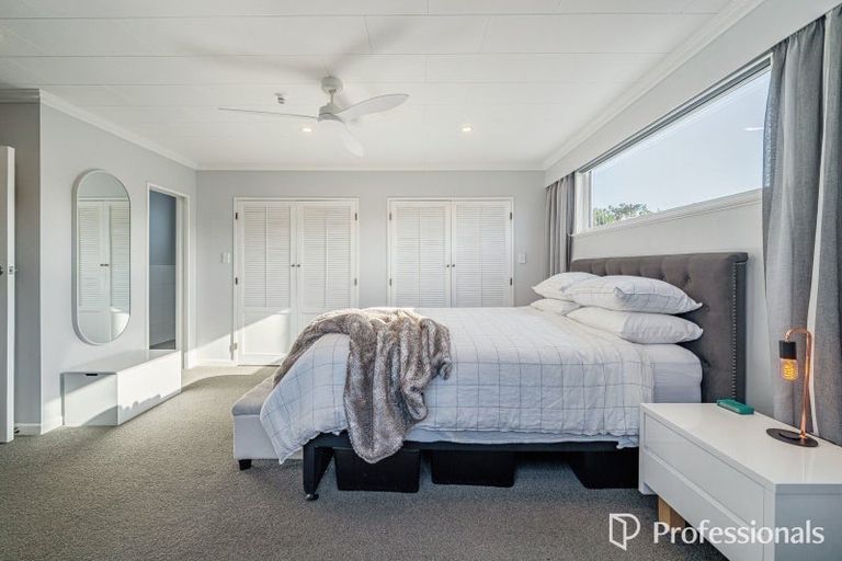 Photo of property in 32 Orr Crescent, Hutt Central, Lower Hutt, 5011
