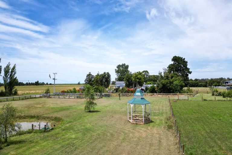 Photo of property in 104 Ferry Road, Clive, 4102