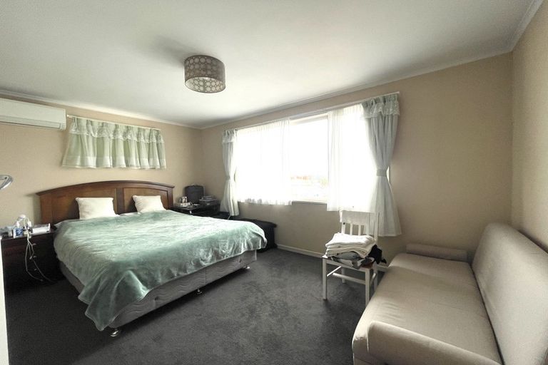 Photo of property in 1/29 Raines Avenue, Forrest Hill, Auckland, 0620