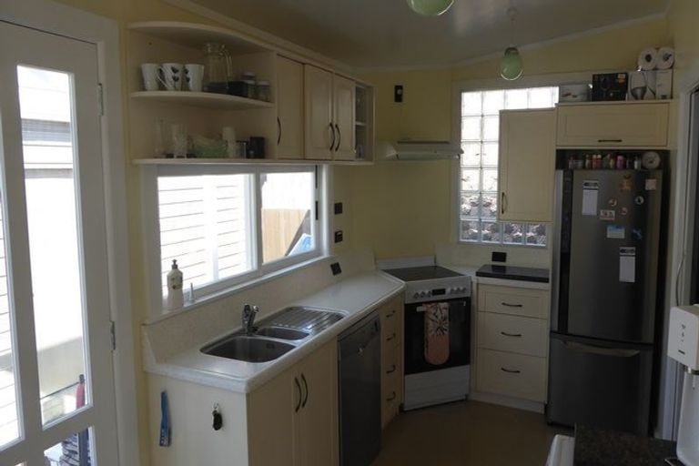 Photo of property in 24 Mcgregor Street, Milson, Palmerston North, 4414