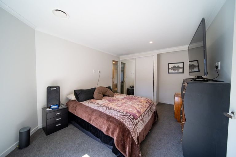 Photo of property in 81 Waratah Street, Avondale, Christchurch, 8061