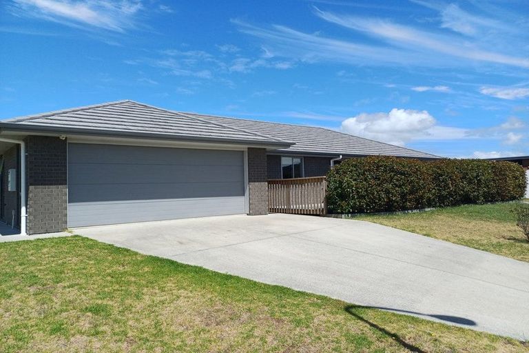 Photo of property in 26 Northcoast Place, Mangawhai Heads, Mangawhai, 0505