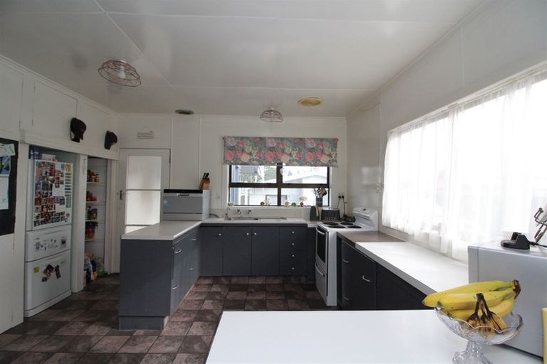 Photo of property in 64 Roslin Street, Tokoroa, 3420