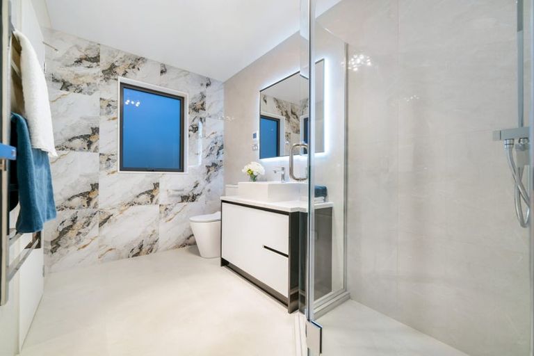 Photo of property in 21 Black Shed Road, Flat Bush, Auckland, 2019