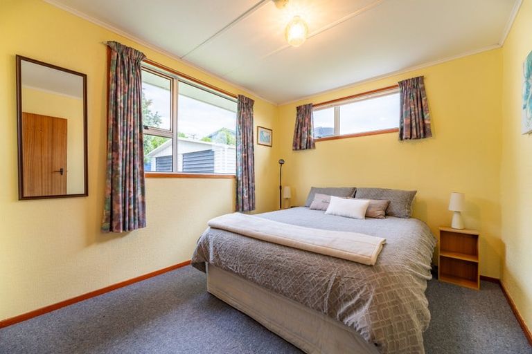 Photo of property in 34 Magdala Street, Kakanui, Oamaru, 9495