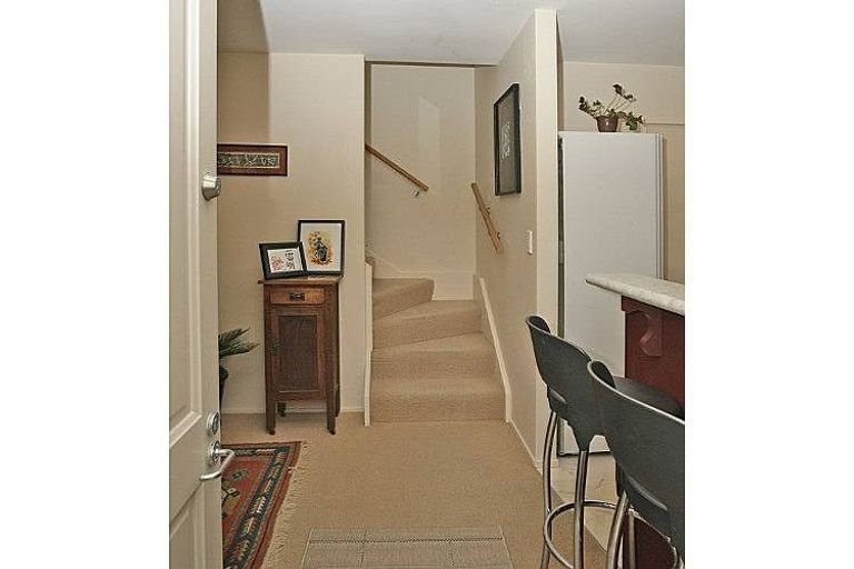 Photo of property in 7/138 Queens Drive, Lyall Bay, Wellington, 6022