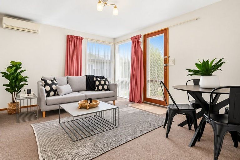 Photo of property in 4/9 Allard Street, Edgeware, Christchurch, 8013