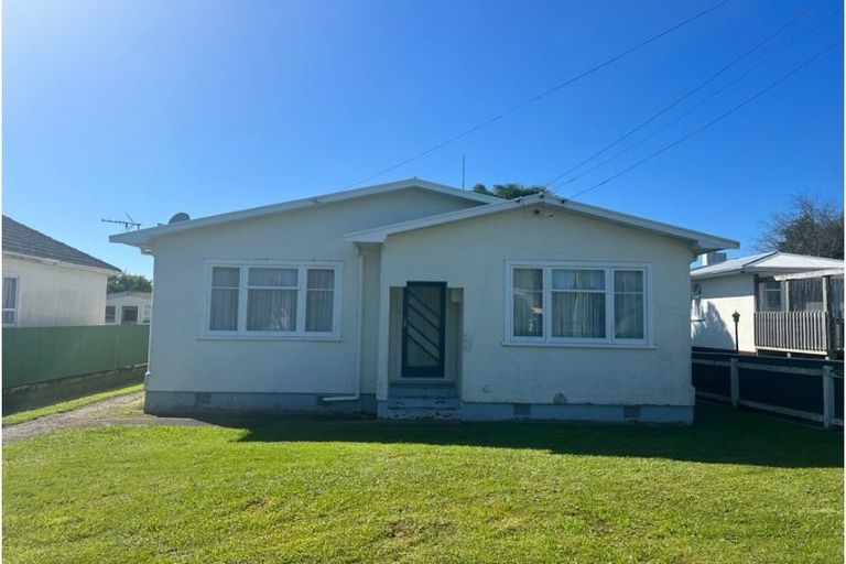 Photo of property in 3 Emerson Street, Aramoho, Whanganui, 4500