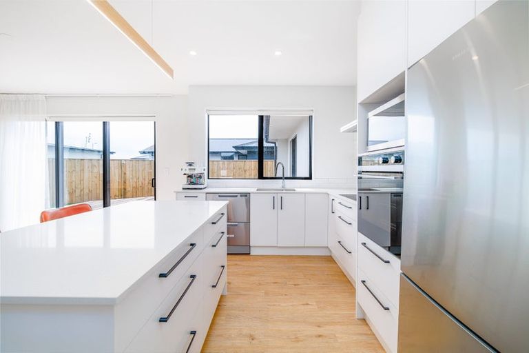 Photo of property in 48 Matai Springs Drive, Halswell, Christchurch, 8025