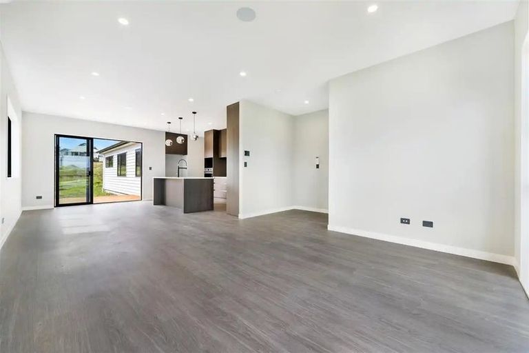 Photo of property in 53 Ta Moko Drive, Gulf Harbour, 0930