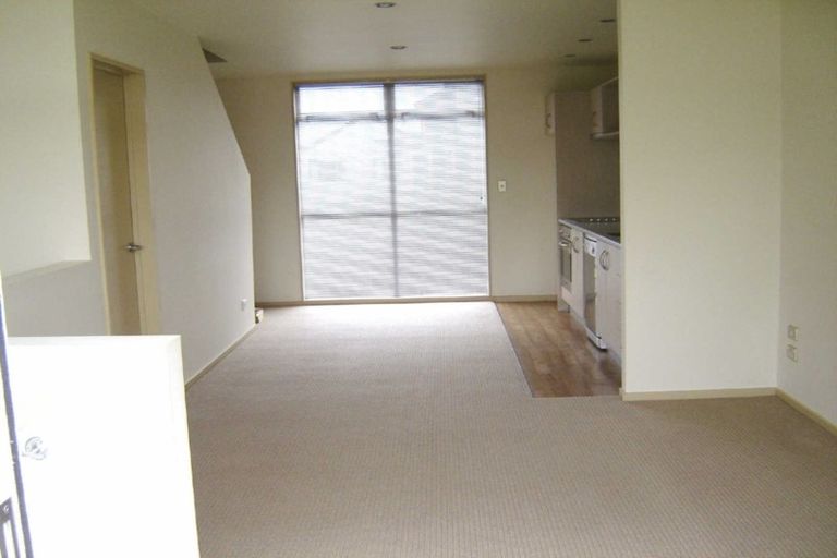 Photo of property in 3/54 Champion Street, Edgeware, Christchurch, 8013