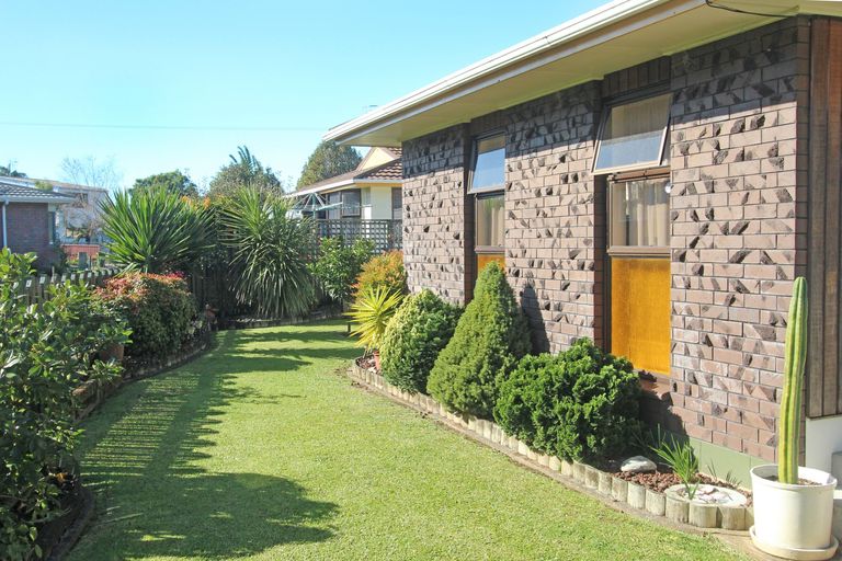 Photo of property in 6b Carr Street, Te Kamo, Whangarei, 0112