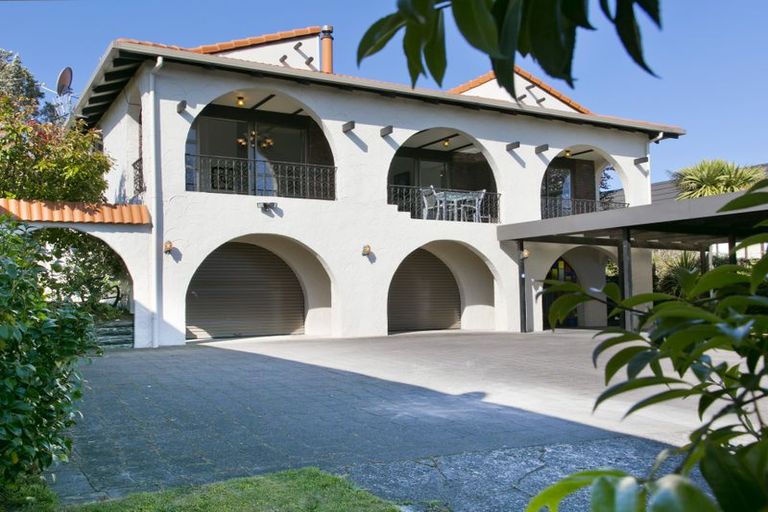 Photo of property in 100 Taupo View Road, Taupo, 3330