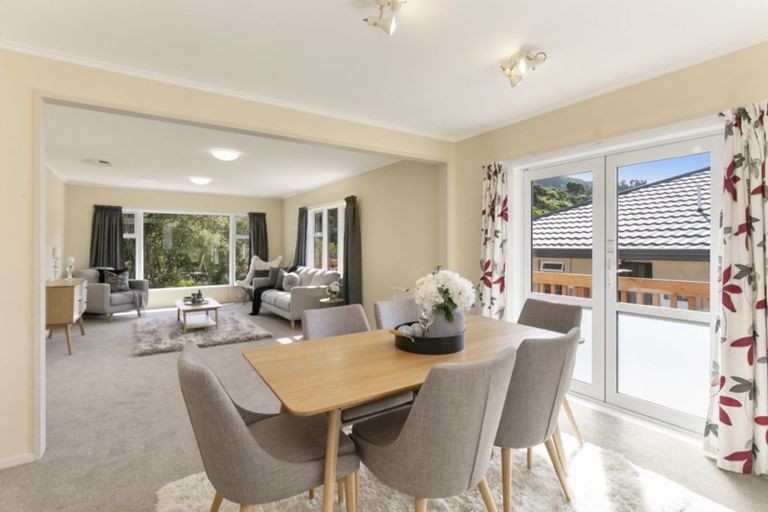 Photo of property in 63a The Drive, Tawa, Wellington, 5028