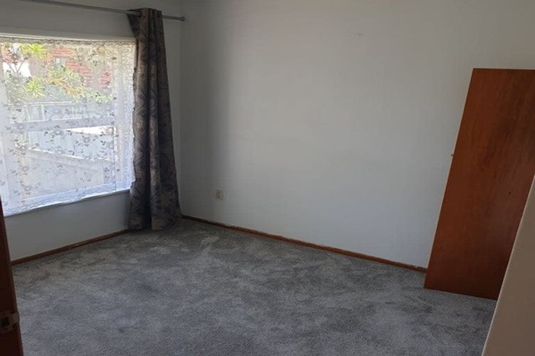 Photo of property in 2/21 Ellen Avenue, Hillcrest, Auckland, 0627