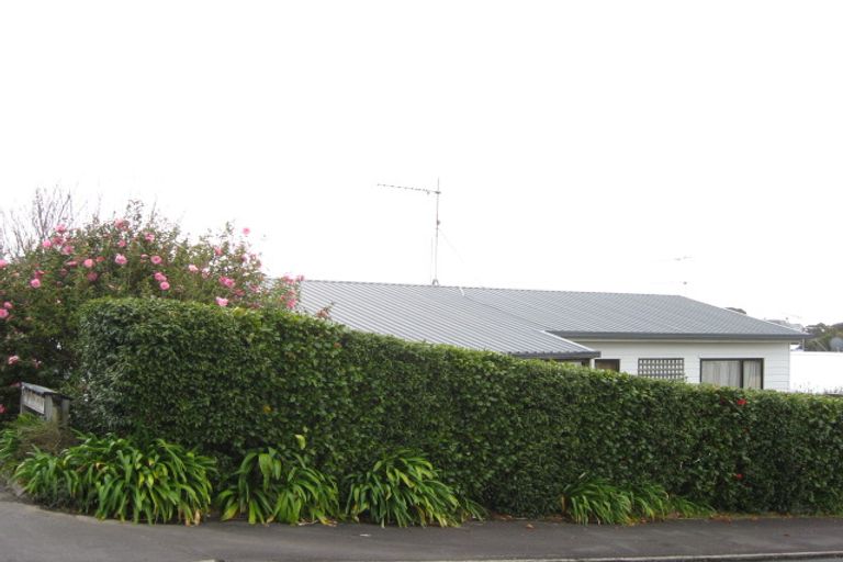 Photo of property in 5/48 Mill Road, Lower Vogeltown, New Plymouth, 4310