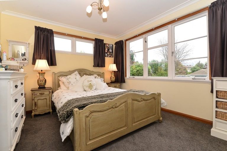 Photo of property in 37 Byron Street, Leamington, Cambridge, 3432