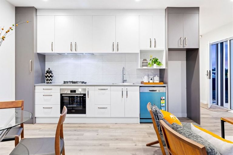 Photo of property in 1 Riverhead Point Drive, Riverhead, 0820