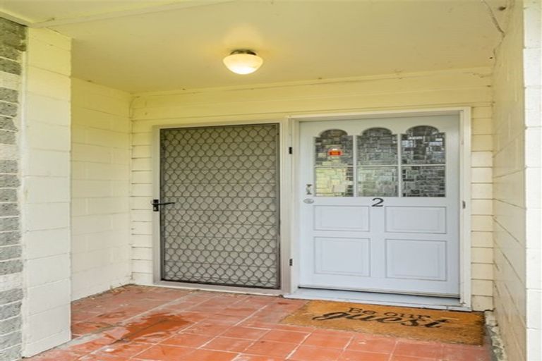 Photo of property in 2/19 Pirie Crescent, Moera, Lower Hutt, 5010