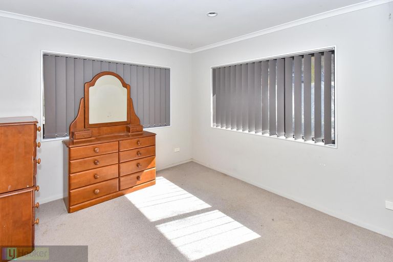 Photo of property in 105 Butcher Road, Pukekohe, 2120