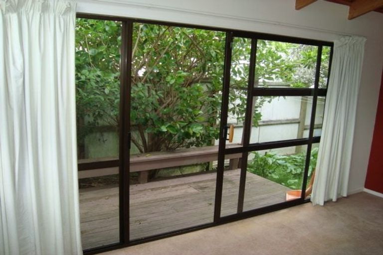 Photo of property in 5/38 Mahara Avenue, Birkenhead, Auckland, 0626