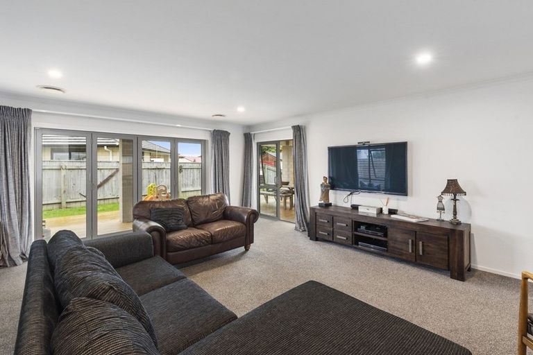 Photo of property in 6 Gardner Place, Otaki, 5512