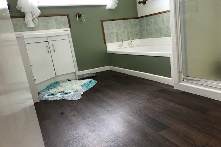 Photo of property in 71 Heaphy Street, Blockhouse Bay, Auckland, 0600