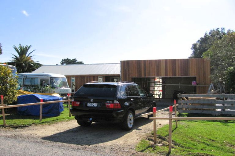 Photo of property in 5 Harsant Avenue, Hahei, Whitianga, 3591