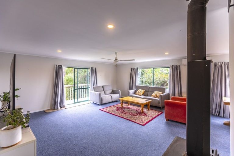 Photo of property in 24 Eagle Street, Waipawa, 4210