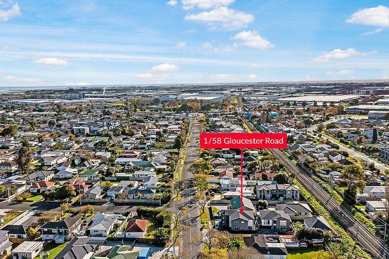 Photo of property in 58a Gloucester Road, Manurewa, Auckland, 2102