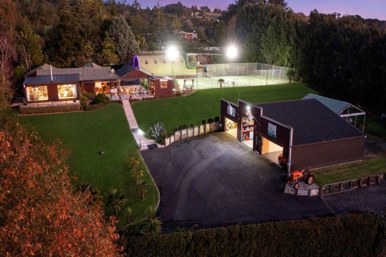 Photo of property in 77 Awanui Rise, Papakura, 2582