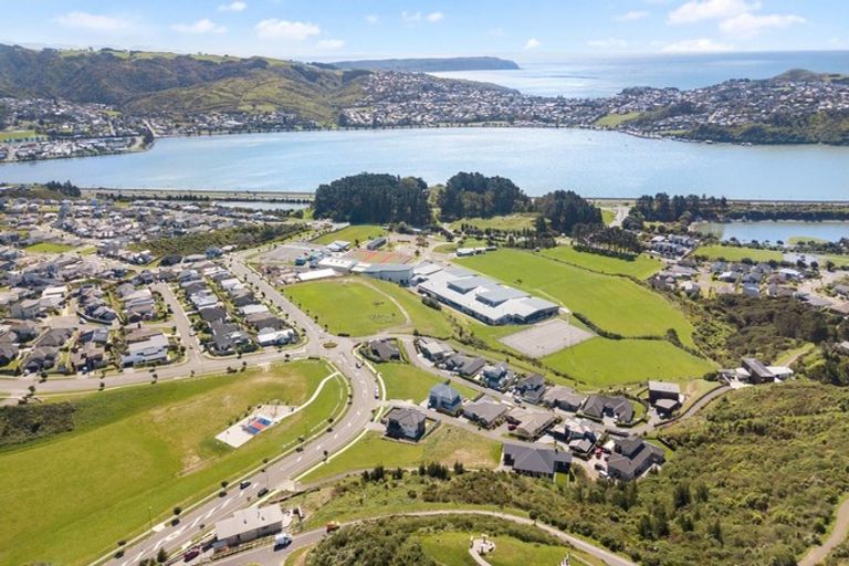 Photo of property in 3 Baxters Rise, Aotea, Porirua, 5024