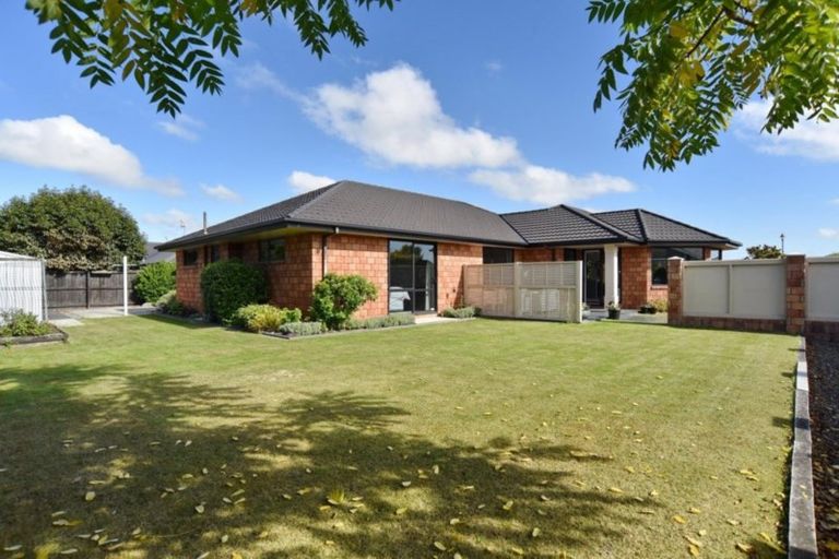 Photo of property in 35 Belmont Avenue, Rangiora, 7400