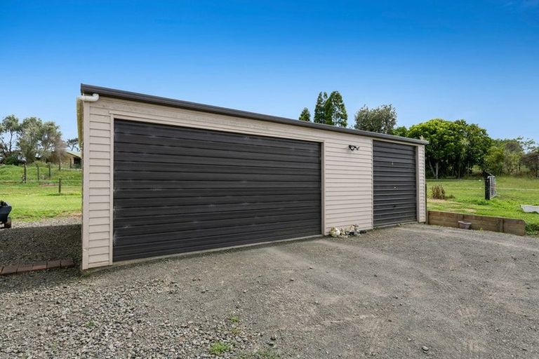 Photo of property in 47 Crosland Road, South Head, Helensville, 0874