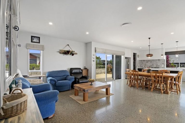 Photo of property in 13 Concordia Drive, Richmond, 7020