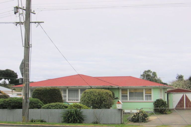 Photo of property in 40 Johnston Street, Foxton, 4814