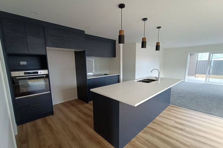 Photo of property in 28 Cynisca Crescent, Wallaceville, Upper Hutt, 5018