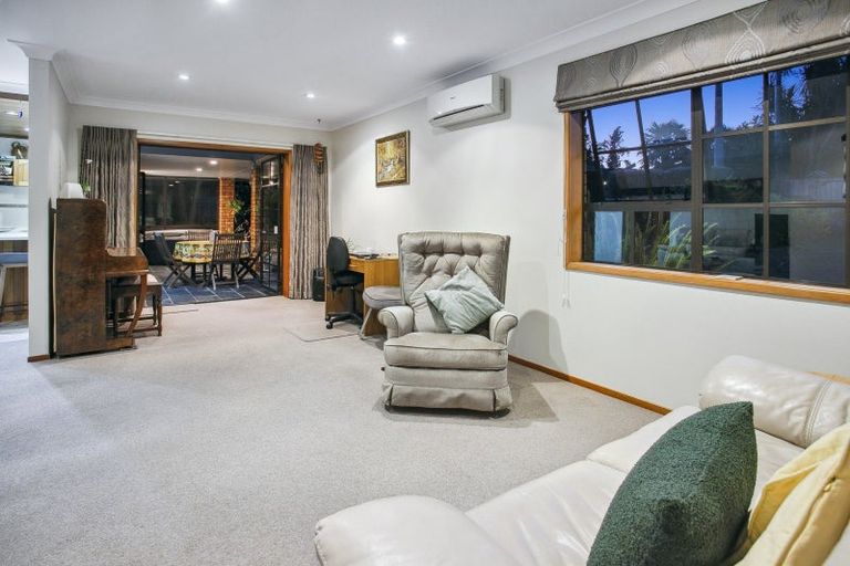 Photo of property in 9 Bannings Way, Hobsonville, Auckland, 0618